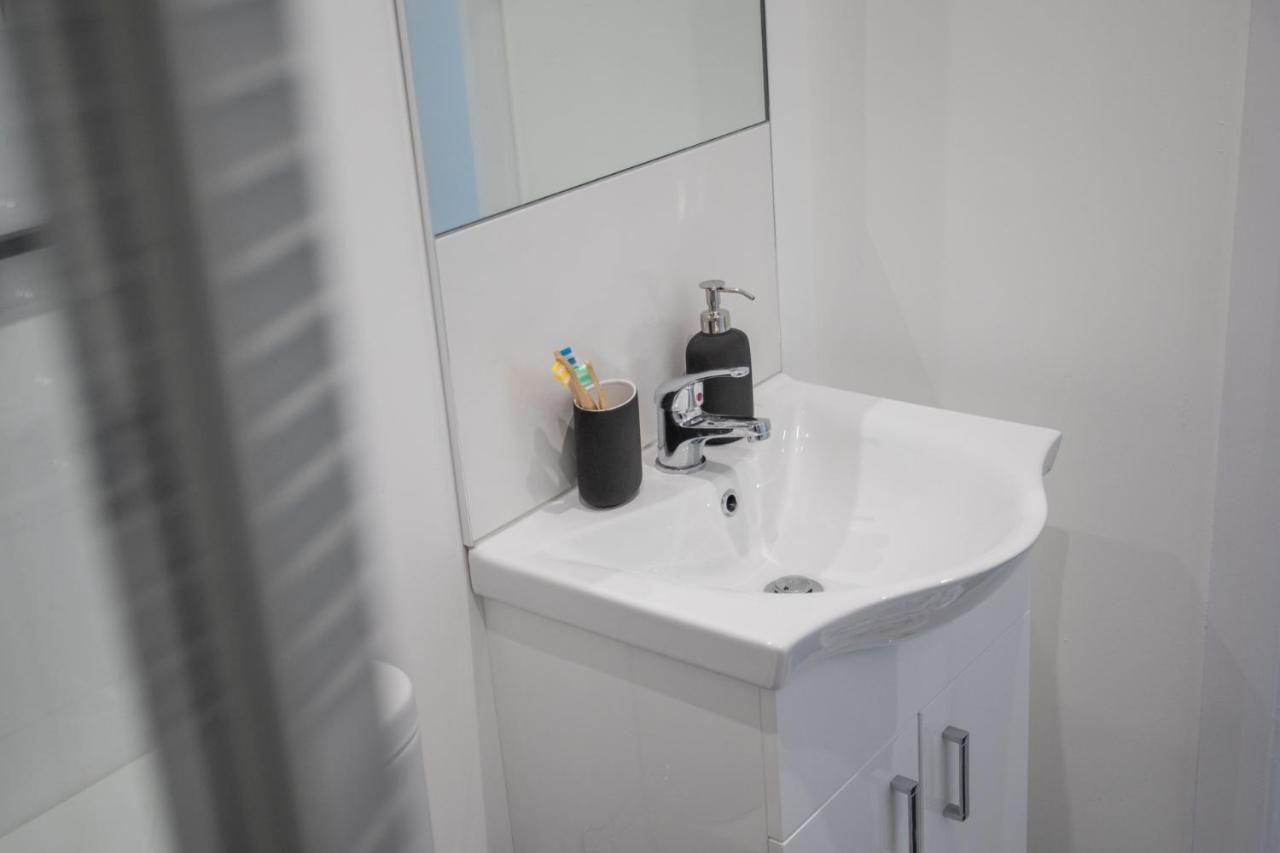 Central Avenue Apartment Belfast Bagian luar foto